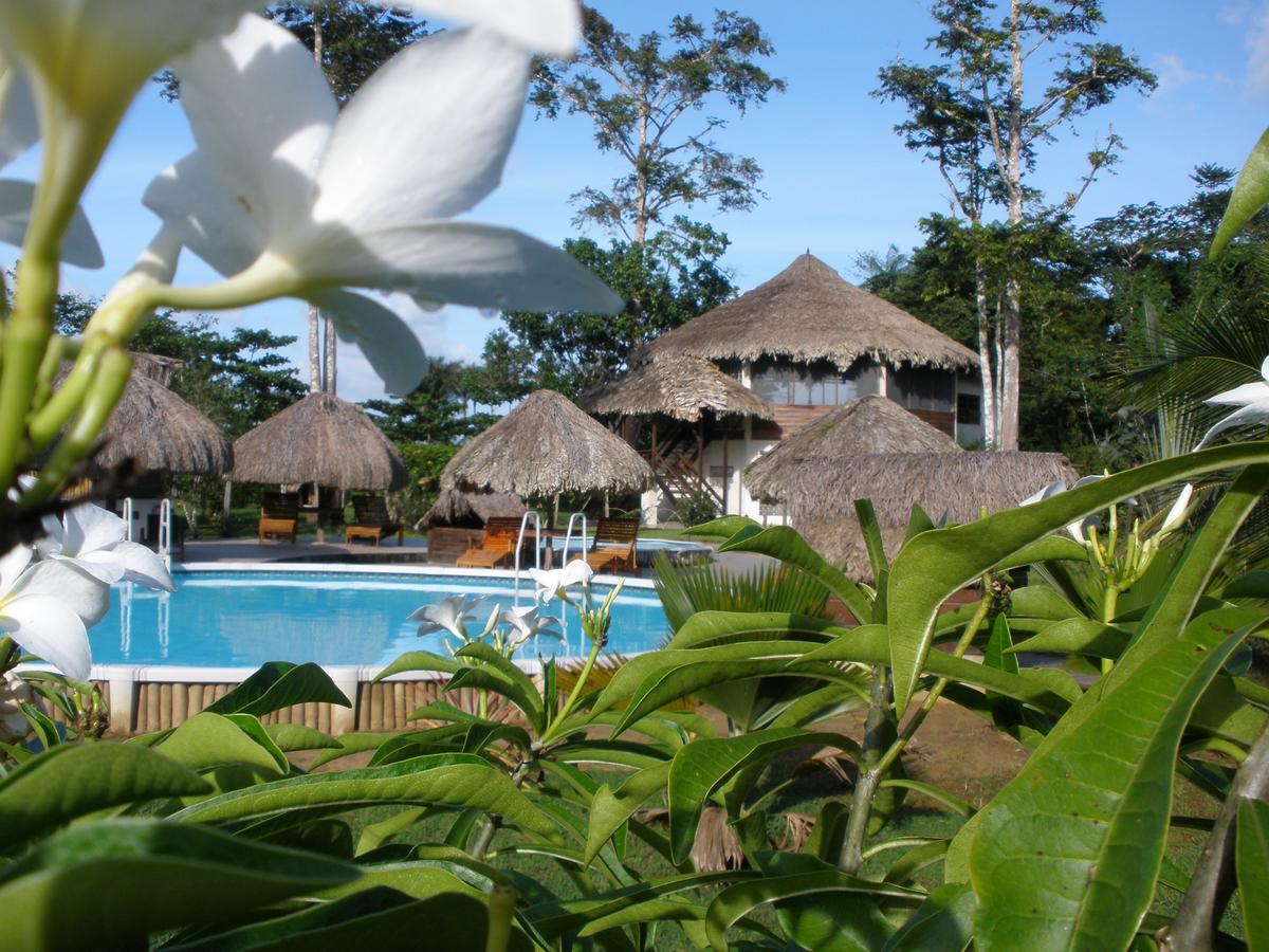 De Plantage Hotel Tamanredjo Екстериор снимка